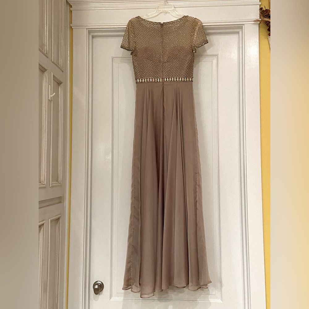 Tony Bowls (6) Taupe Evening Gown